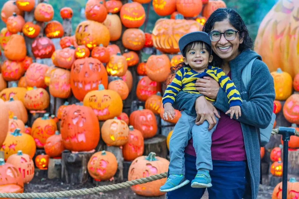 Jack-O-Lantern Spectacular - Roger Williams Park Zoo - Trivia Edition